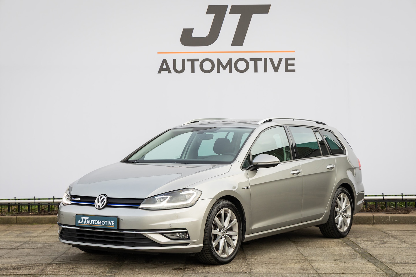 Volkswagen Golf Variant - 1.5 TSI Comfortline Business Ad Cruise | Digitaal cockpit - AutoWereld.nl