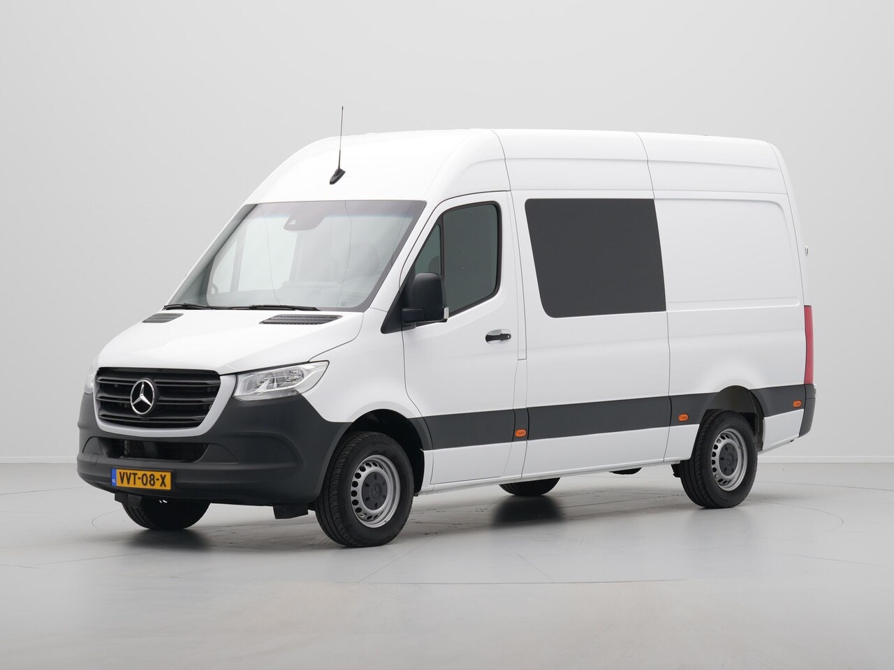 Mercedes-Benz Sprinter - Dubbele Cabine 319 2.0 CDI 140kW 190PK L3H3 AUT Navigatie Trekhaak Camera Stoelverwarming - AutoWereld.nl