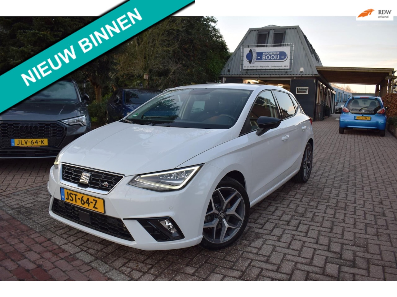 SEAT Ibiza - TSI FR 116 PK/XENON-LED/CAMERA/CARPLAY/NAVI/STOELVERWARMING/PDC V+A/17 INCH - AutoWereld.nl