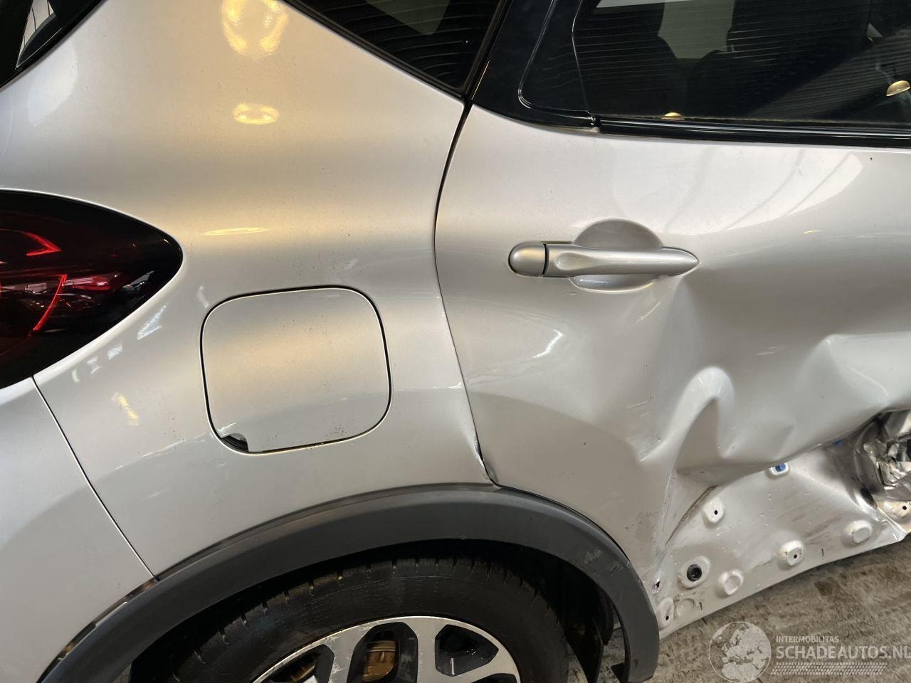 Renault Captur - 1.2 TCe Bose 52.000 KM Automaat!