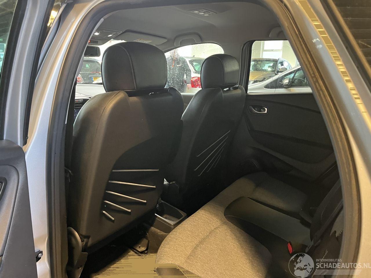 Renault Captur - 1.2 TCe Bose 52.000 KM Automaat!