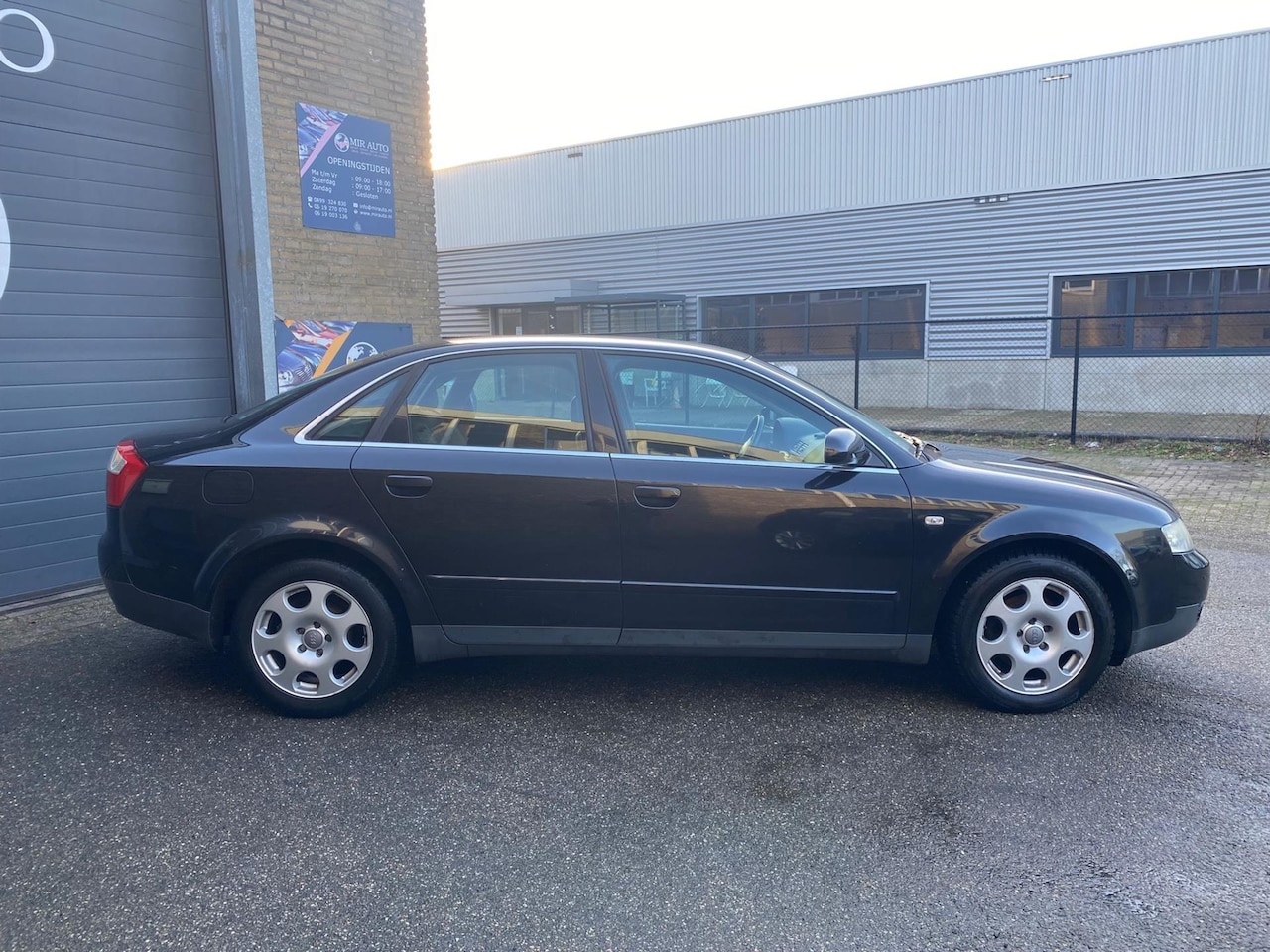 Audi A4 Limousine - 2.0 FSI - AutoWereld.nl