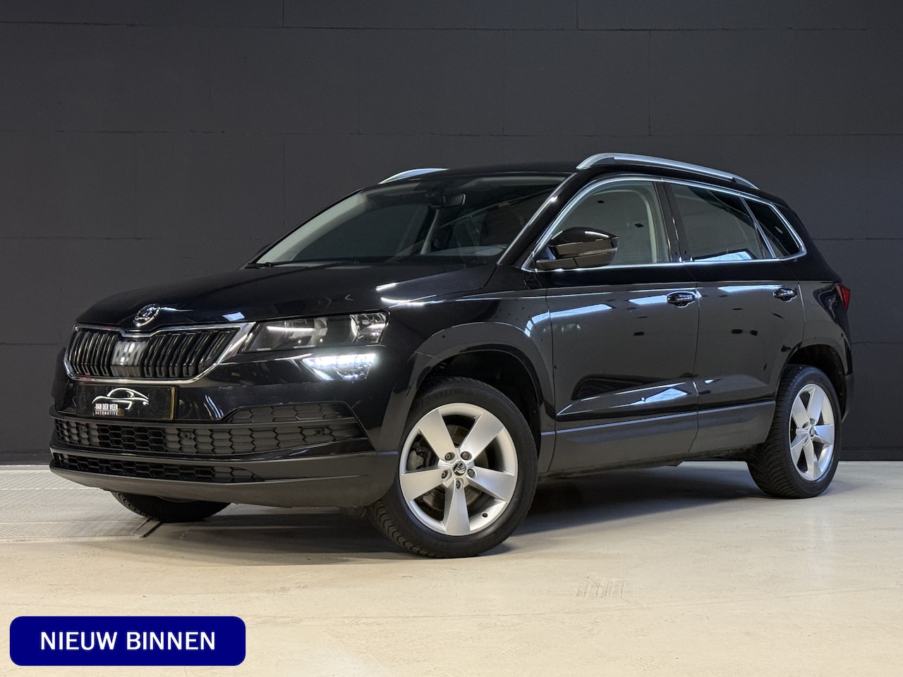 Skoda Karoq - 1.0 TSI Style | Keyless | Apple carplay Stoelverwarming - AutoWereld.nl