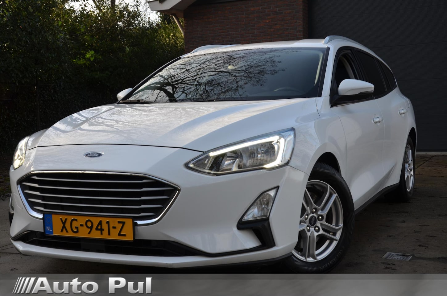 Ford Focus Wagon - 1.0 EcoBoost Trend Edition Business Navi/Ecc/Airco/Apple Carplay/Android Auto/Cr-Controle/ - AutoWereld.nl