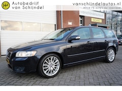 Volvo V50 - 2.0 146PK MOMENTUM ORIGINEEL NEDERLANDS ECC AIRCO CRUISECONTROL LEDER PARKEERSENSOREN 17IN
