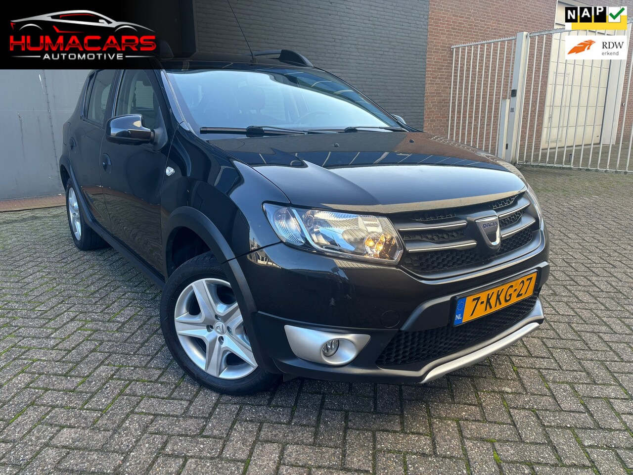 Dacia Sandero Stepway - 0.9 TCe Lauréate|Navi|Nap|bluetooth|Cruise| - AutoWereld.nl