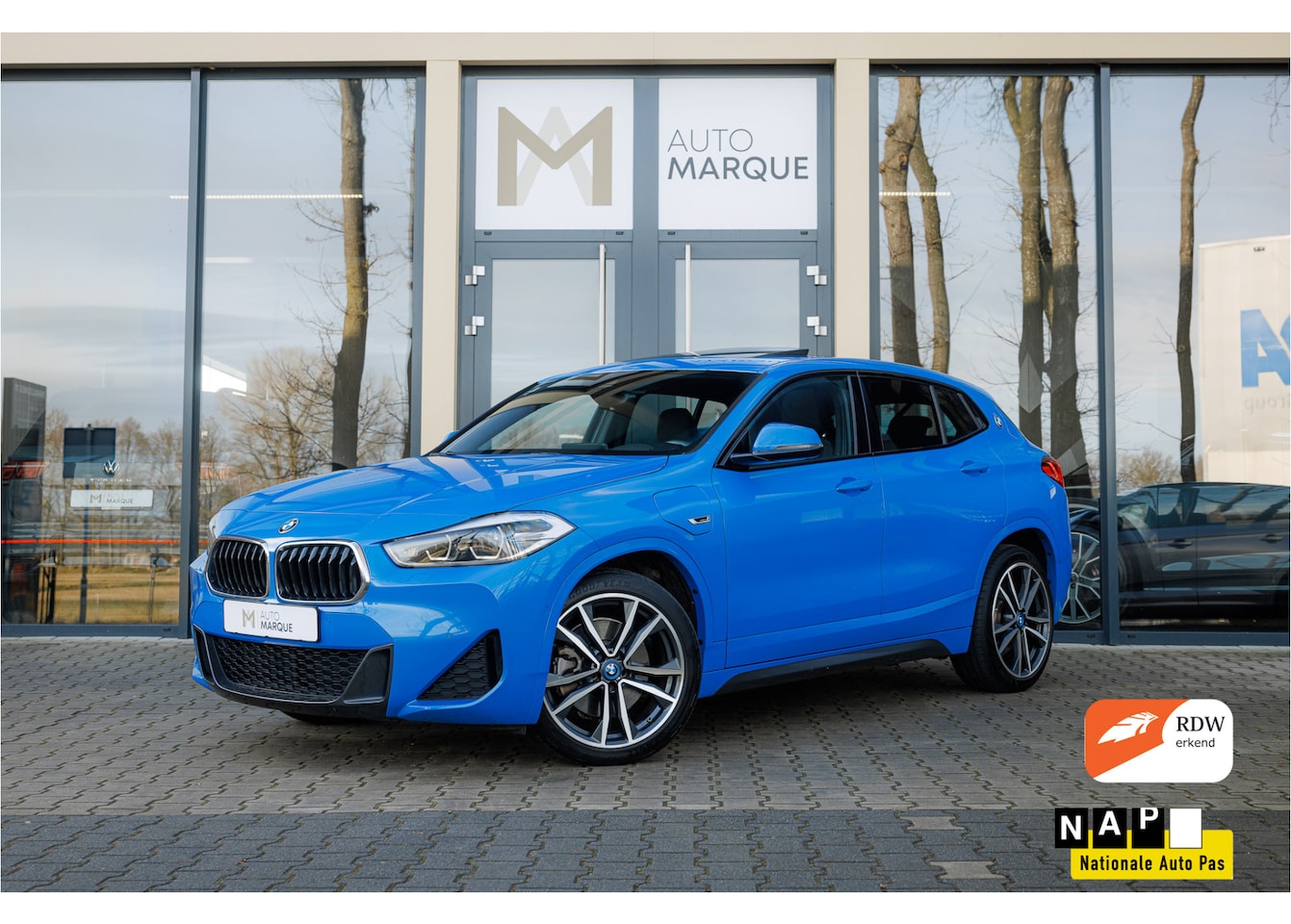 BMW X2 - xDrive25e Aut. High Executive | M-Sportpakket | Panoramadak | 19" LM Velgen | Head-Up Disp - AutoWereld.nl