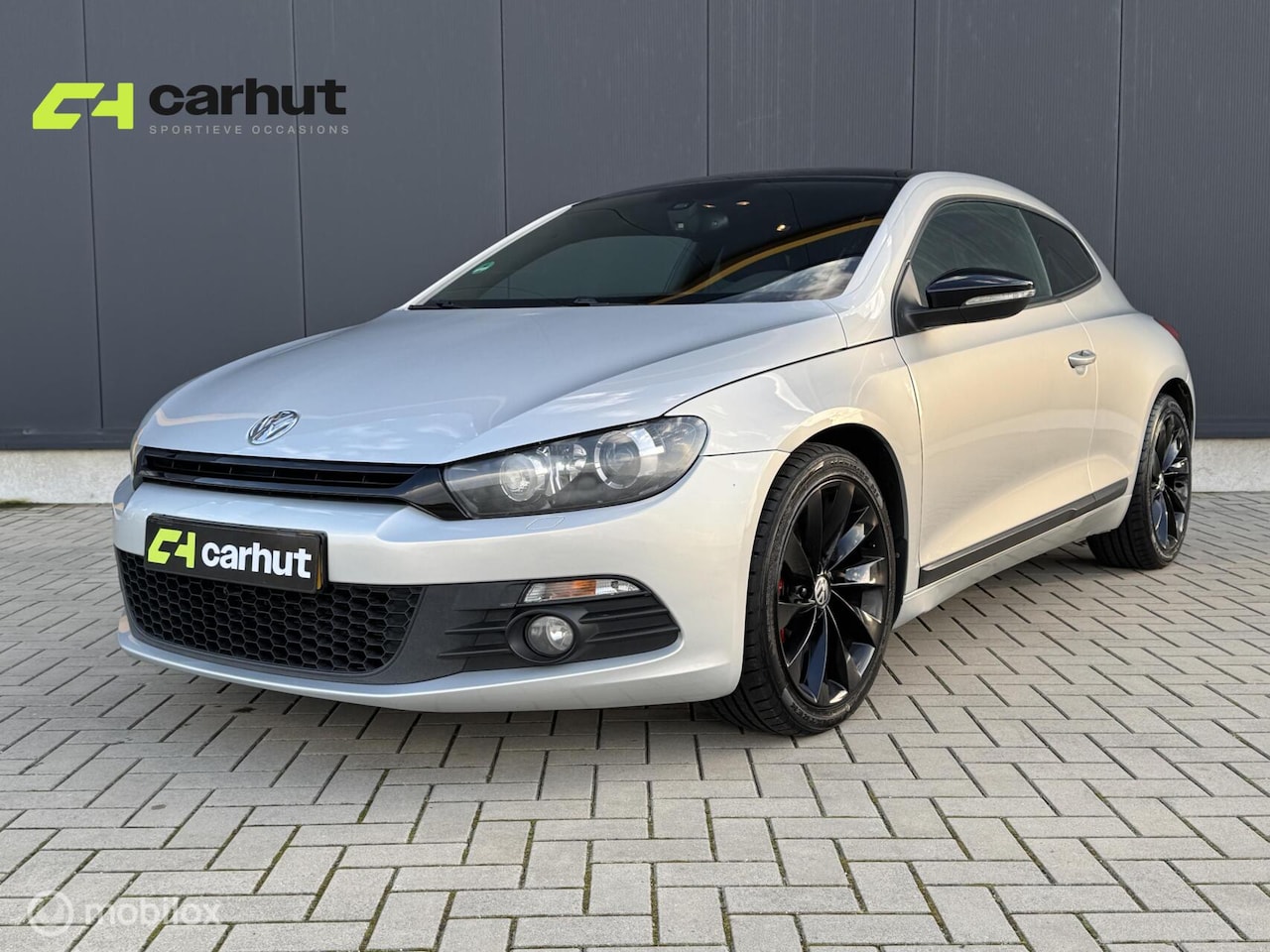 Volkswagen Scirocco - 2.0 TSI Highline Plus, DSG, Pano dak, 19 inch - AutoWereld.nl