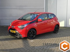 Toyota Aygo - 1.0 VVT-i x-play Camera/Apple carplay/Android auto