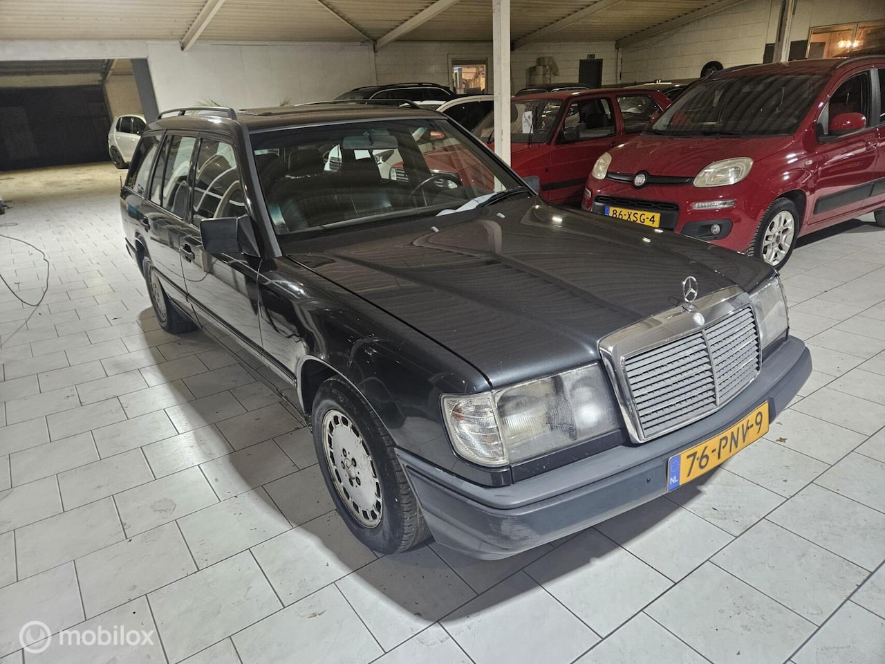 Mercedes-Benz 230 - 200-500 E | BELASTINGVRIJ - AutoWereld.nl