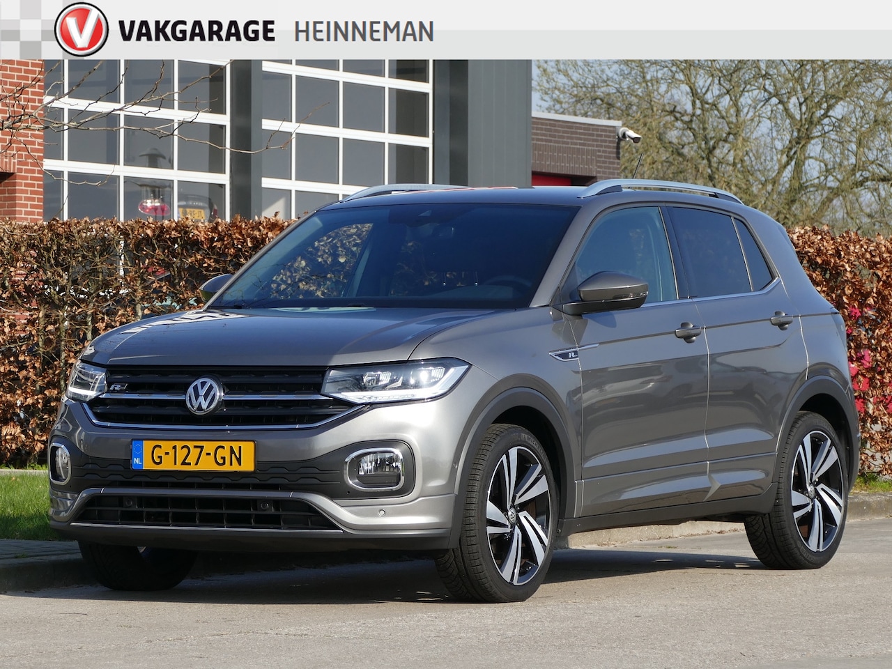 Volkswagen T-Cross - 1.0 TSI R-Line | LED koplampen | adaptieve cruis control | parkeerassistent | Apple CarPla - AutoWereld.nl