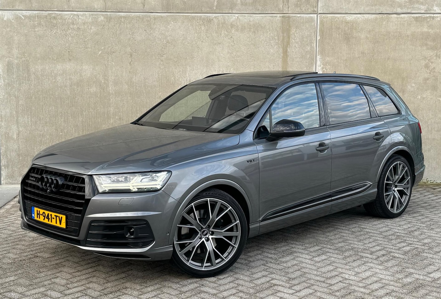 Audi Q7 - 3.0 TFSI Quattro S-Line 333pk 2016 Grijs VOL OPTIE - AutoWereld.nl