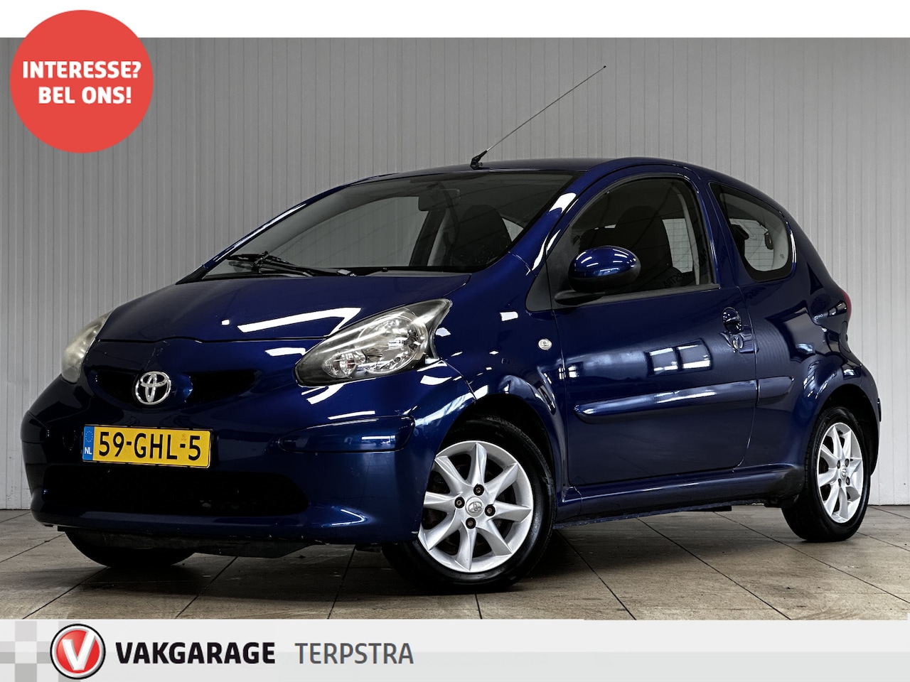 Toyota Aygo - 1.0-12V +/ 14'' LMV/ Airco/ C.V./ Elek. Ramen/ Isofix/ Radio-CD AUX/ Getint glas/ Metallic - AutoWereld.nl