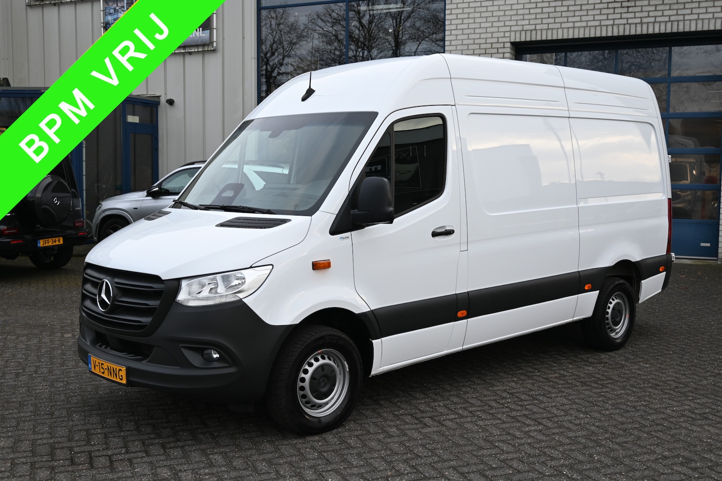 Mercedes-Benz Sprinter - 317 CDI L2H2 Pro HD Navigatie, Geveerde stoel, Winter pakket, Etc. - AutoWereld.nl