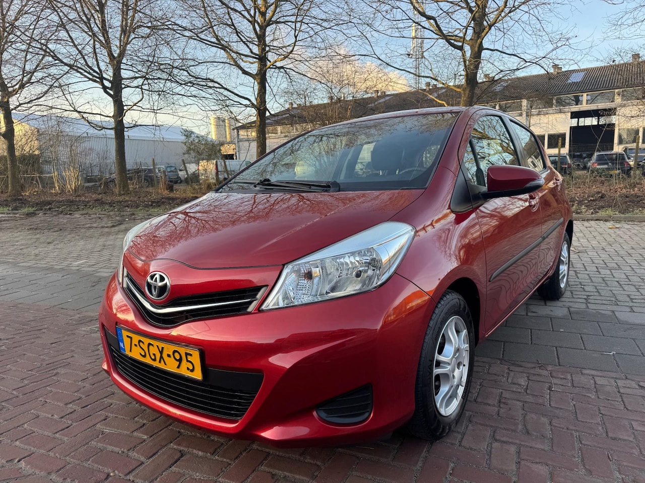 Toyota Yaris - 1.0 VVT-i Now 1.0 VVT-i Now - AutoWereld.nl