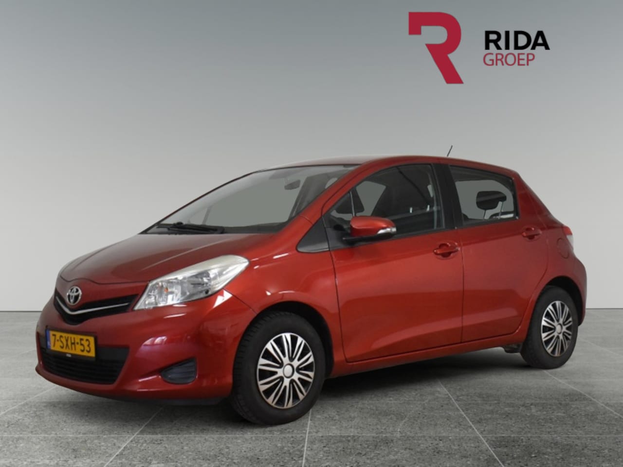 Toyota Yaris - 1.0 VVT-i Now 5 Deurs - AutoWereld.nl