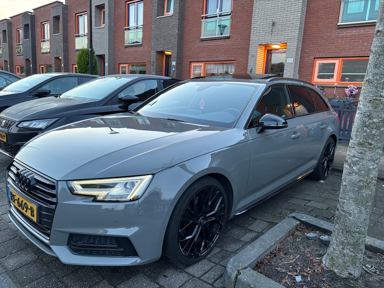 Audi A4 Avant - 2.0 TFSI MHEV Sport S line edition Audi A4 2.0 TFSI 245 PK | S-line Sport | Panorama - AutoWereld.nl