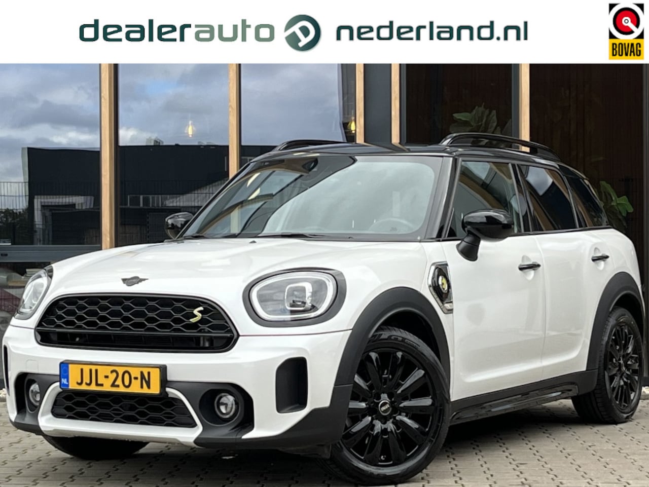MINI Countryman - Mini 2.0 Cooper S E ALL4 220PK | Head-up | Achteruitrijcamera | - AutoWereld.nl