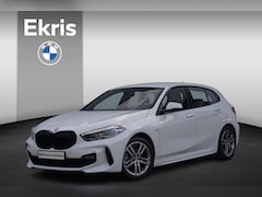 BMW 1-serie - 118i Executive M Sportpakket 17'' / Led / Parking Assistant / Stuurwielrand Verwarmd / Sha