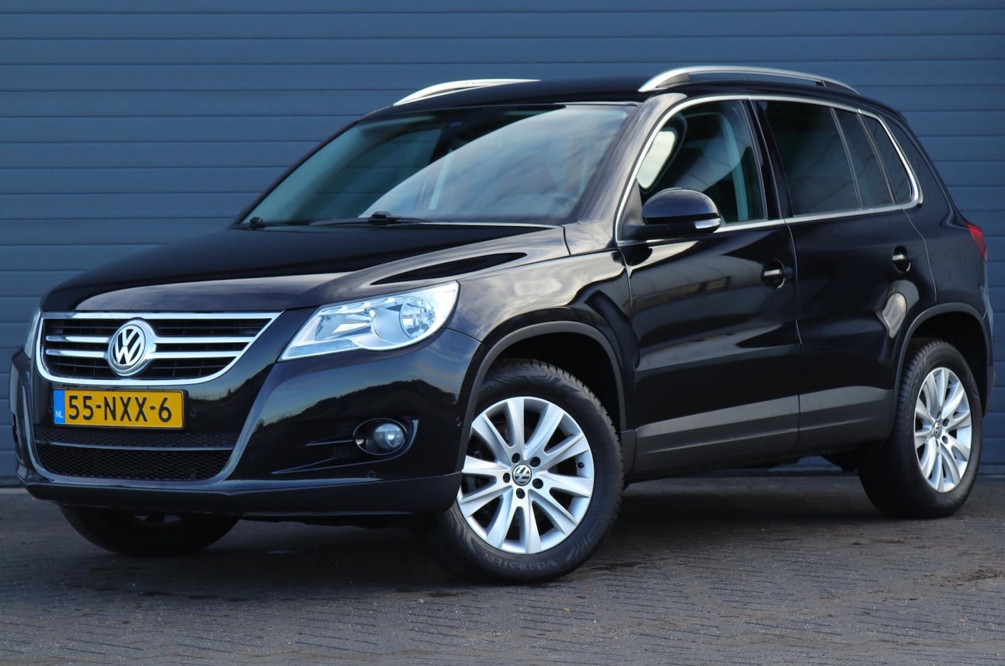 Volkswagen Tiguan - 2.0 TSI 4Motion / DSG automaat / Camera / Navi - AutoWereld.nl