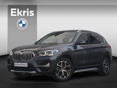 BMW X1 - sDrive20i High Executive xLine 18'' / Panoramadak / Head-Up Display / Trekhaak / Orange Ed