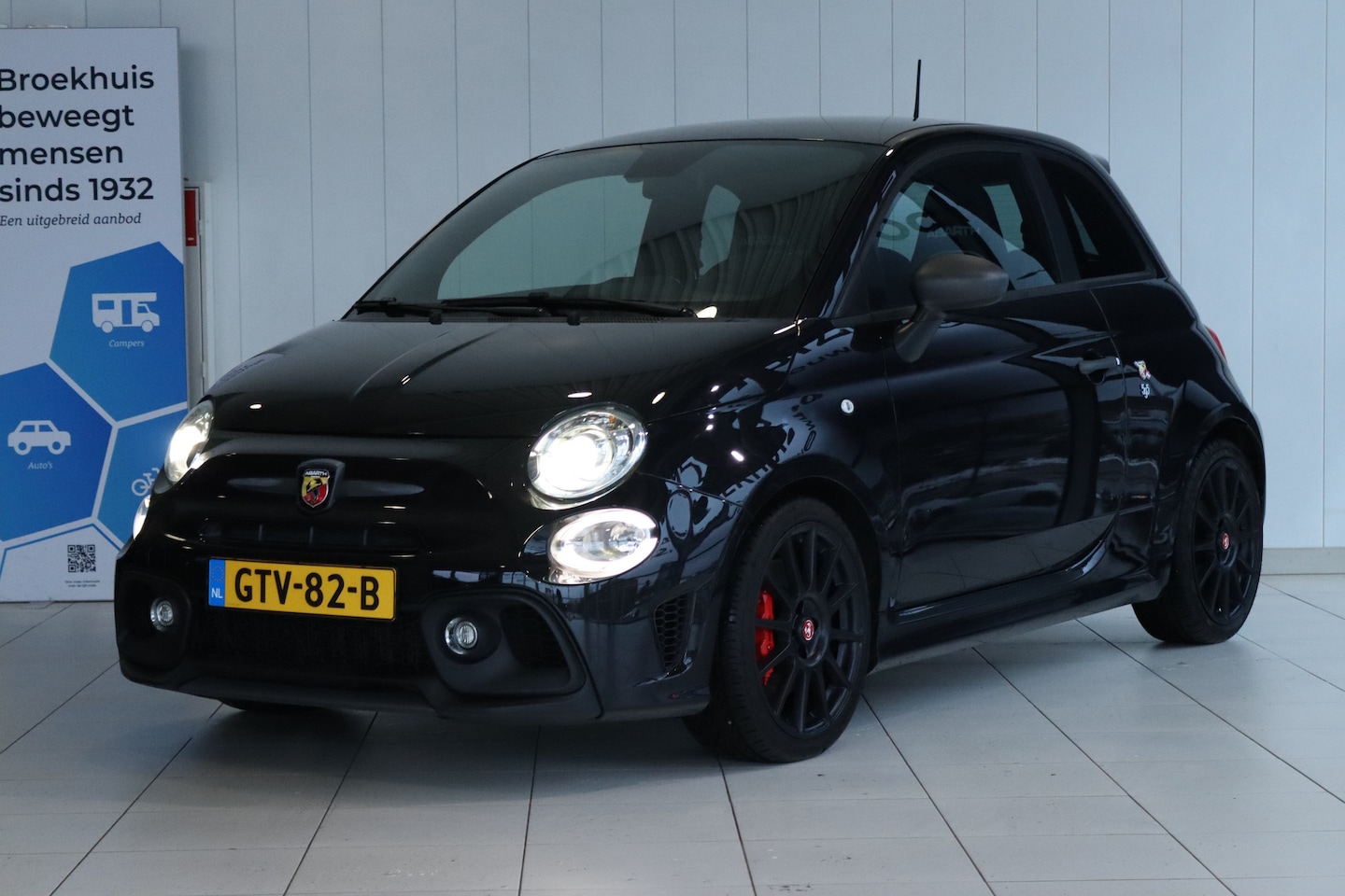 Abarth 595 - 1.4 T-Jet Competizione | 180PK | Carbon | Navigatie | Climate | Xenon | Leder | Brembo | A - AutoWereld.nl