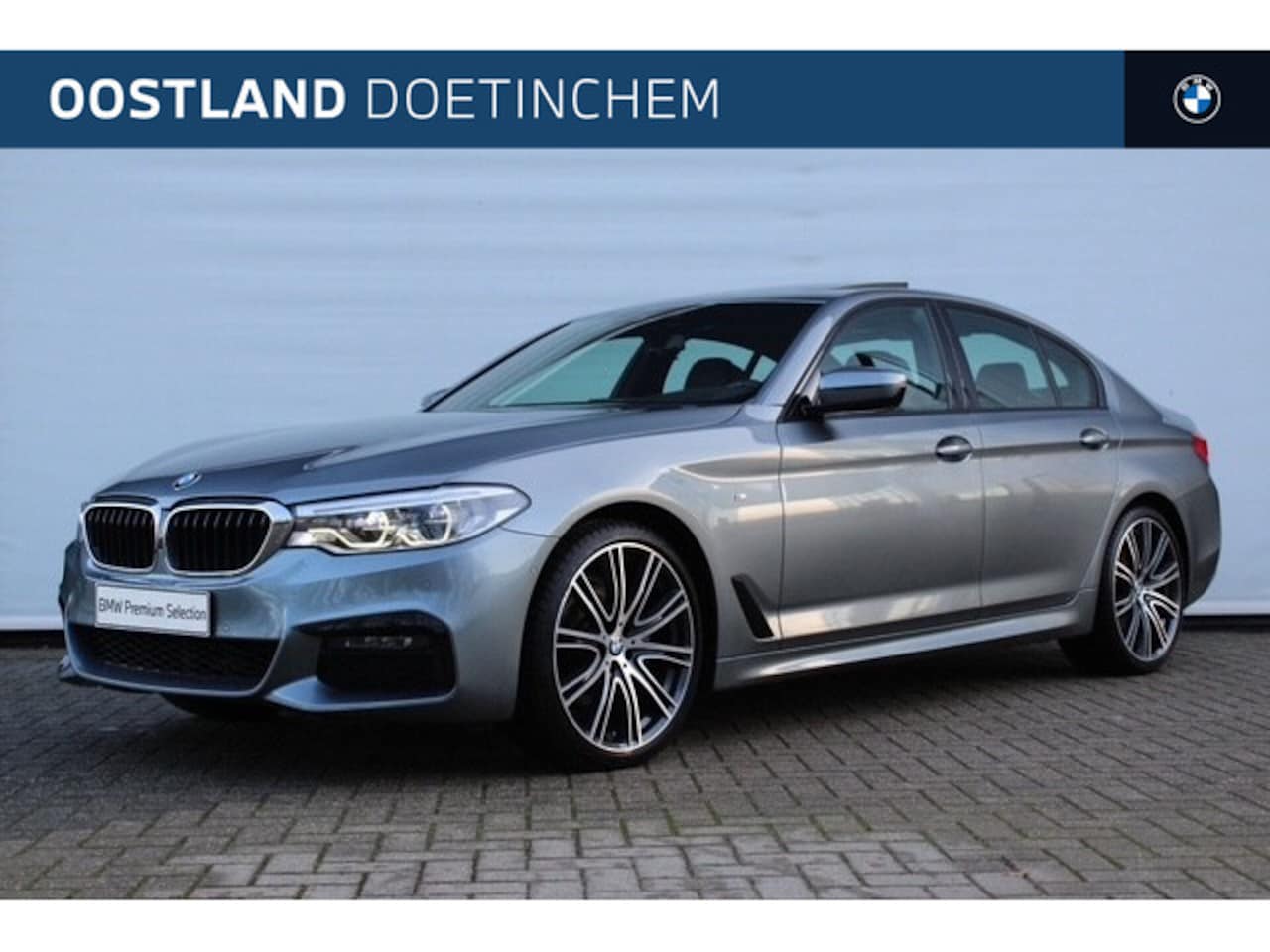 BMW 5-serie - 520i High Executive M Sport Automaat / Schuif-kanteldak / Laserlight / Achteruitrijcamera - AutoWereld.nl