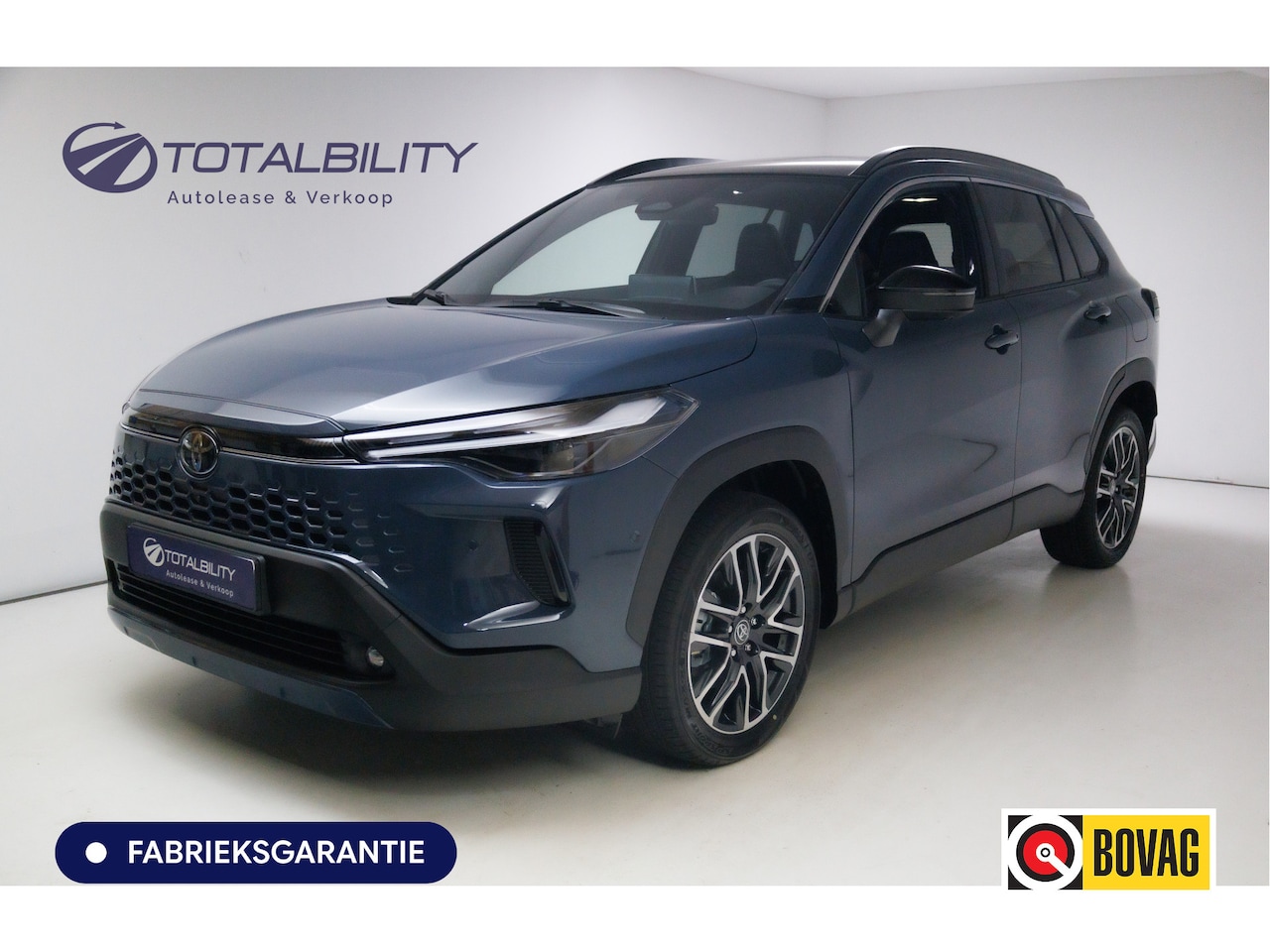 Toyota Corolla Cross - Hybrid 180 Executive automaat | Leer | Panoramadak | JBL audio | Camera | Rijklaarprijs | - AutoWereld.nl