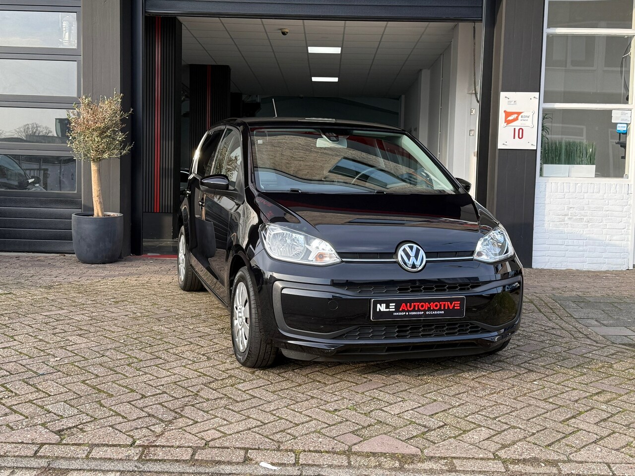Volkswagen Up! - 1.0 BMT move up! 1.0 BMT move up! - AutoWereld.nl