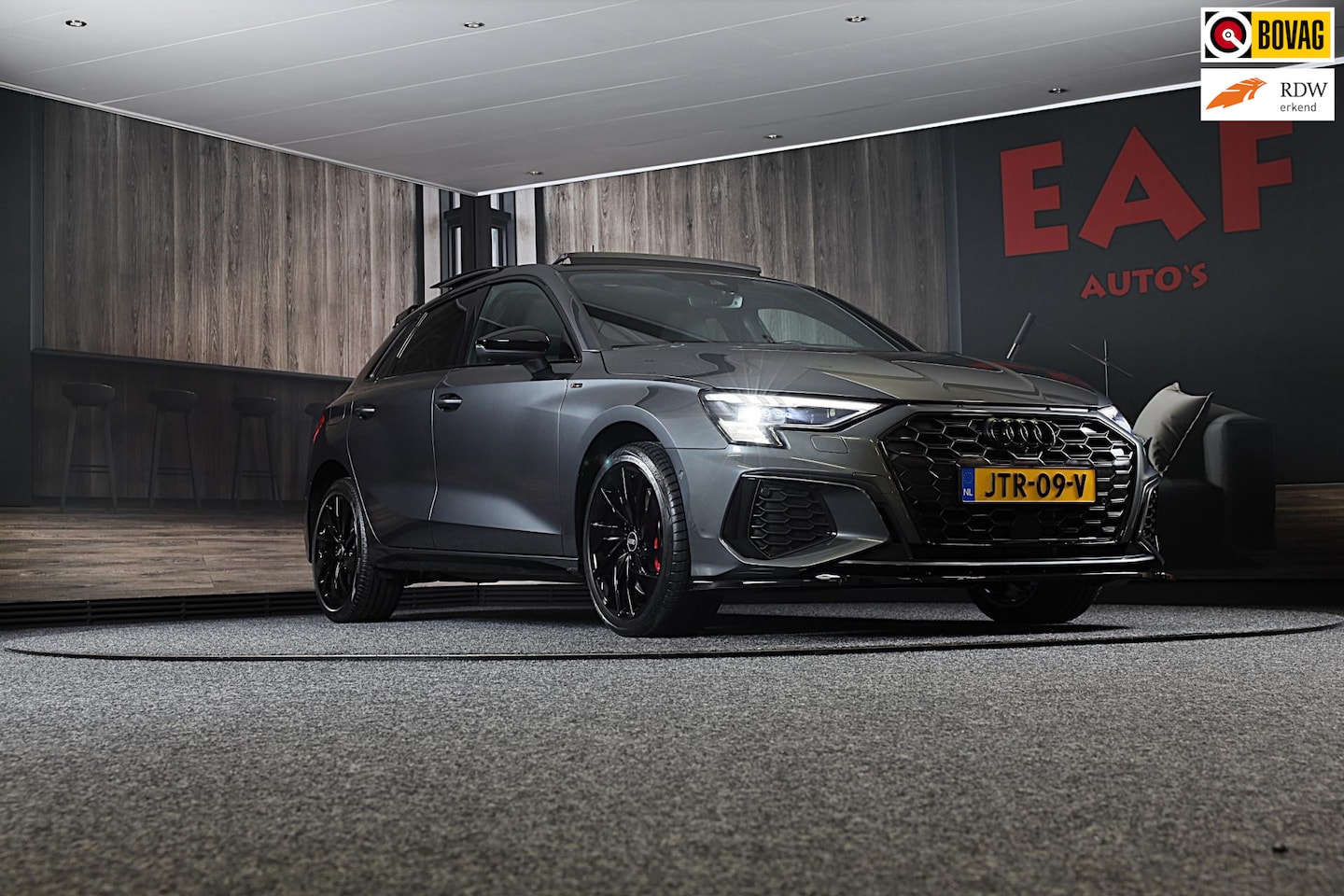 Audi A3 Sportback - 45 TFSI e RS3 Look / 245 PK / RS Zetels / B & O / Head Up / 360 Camera / Virtual Cockpit / - AutoWereld.nl