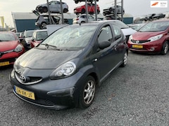 Toyota Aygo - 1.0-12V + inruil