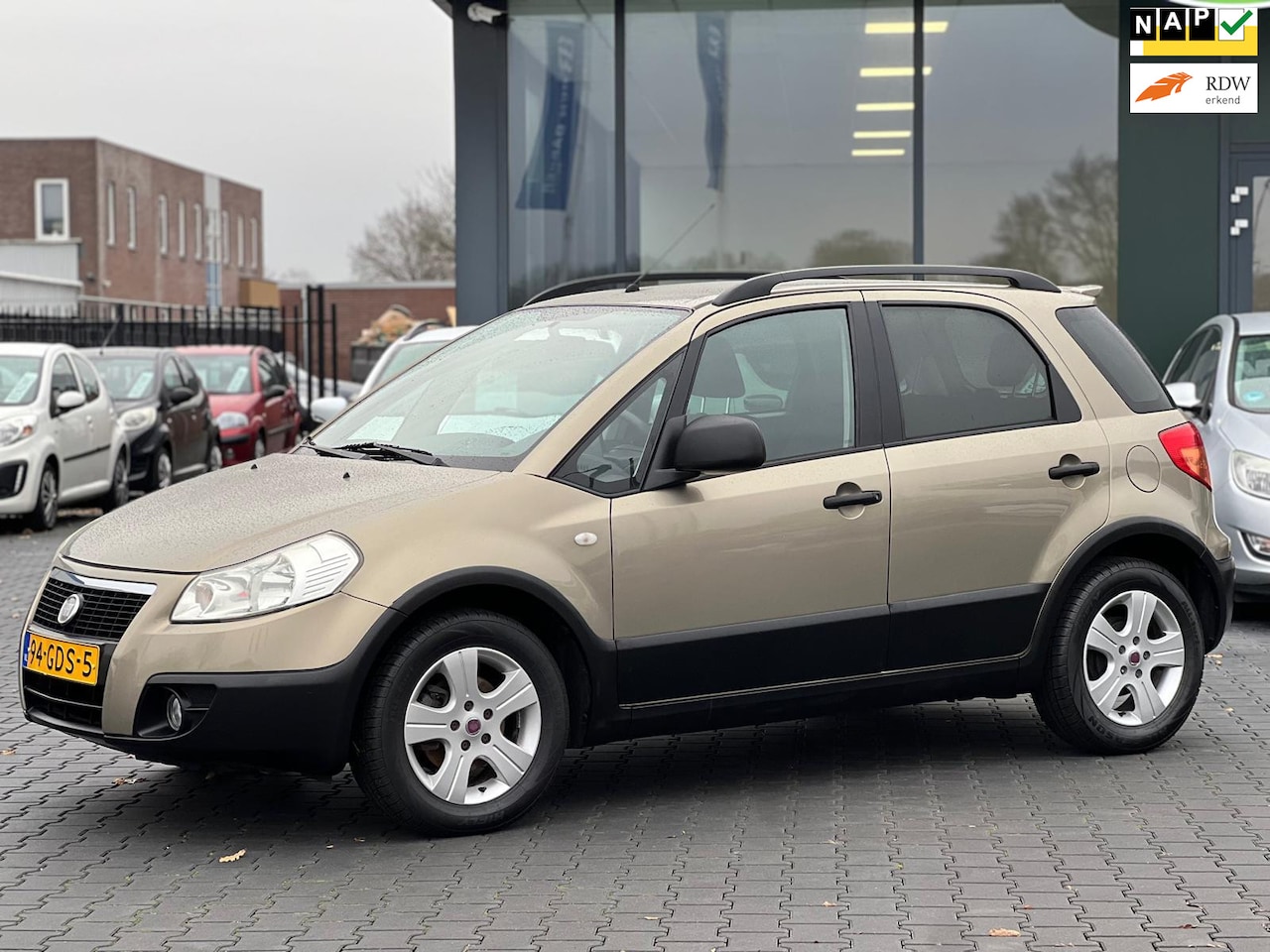 Fiat Sedici - 1.6-16V DYNAMIC 5DRS AIRCO LMV - AutoWereld.nl