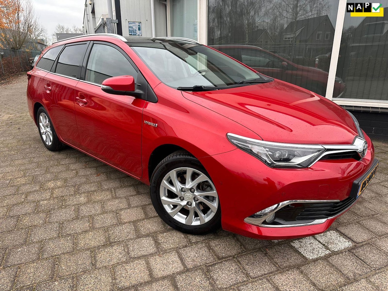 Toyota Auris Touring Sports - 1.8 Hybrid Lease Pro 1.8 Hybrid Lease pro - AutoWereld.nl