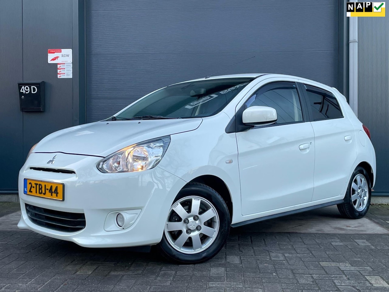 Mitsubishi Space Star - 1.0 Intense NAP CLIMA KEYLESS ENTRY & START LM VELGEN GETINTE RAMEN ELEKTRISCHE RAMEN - AutoWereld.nl