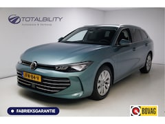 Volkswagen Passat Variant - 1.5 eHybrid Buss. 204 PK automaat | Facelift | Travel assist | Stoel &stuurverw. | Elec. k