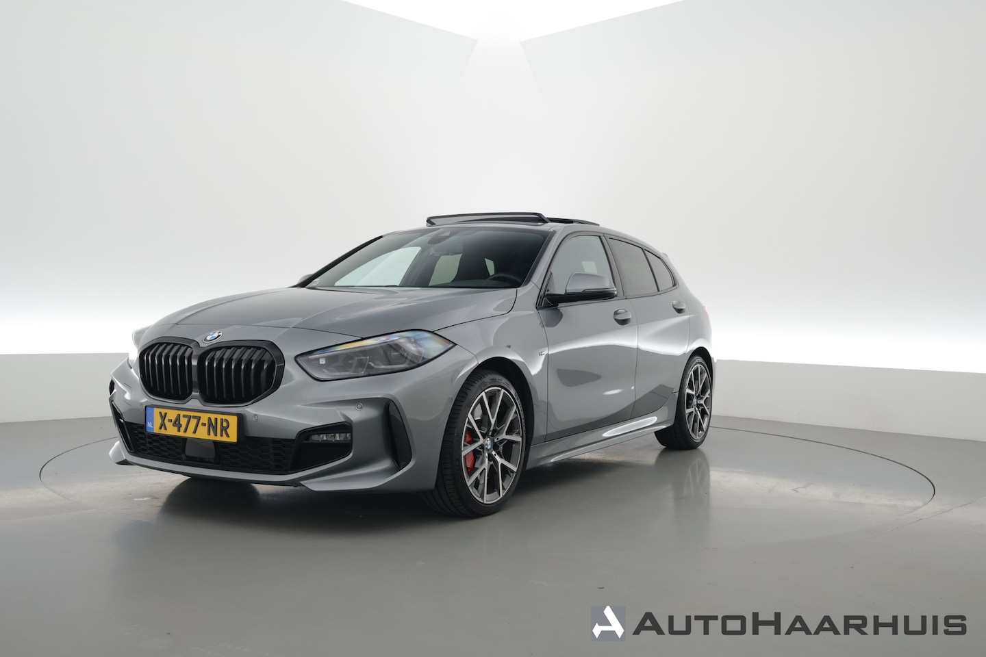 BMW 1-serie - 118i M-Sport Pro - Orig. NL | ShadowLine | S/K-dak | Dig. Cockpit | HarmanKardon | Stuur-+ - AutoWereld.nl