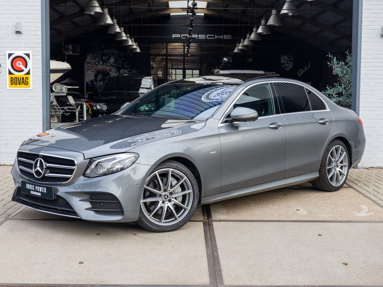 Mercedes-Benz E-klasse - 220 d Business Solution Sport VOL! *Pano | Burmester | Elek. Trekhaak | Memory | 360° came - AutoWereld.nl