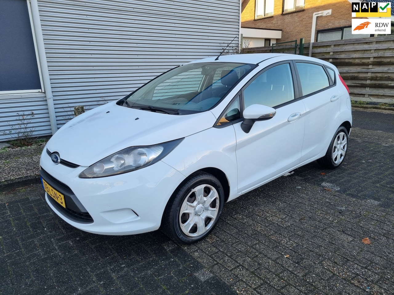 Ford Fiesta - 1.25 Trend 5-Drs Airco! Bj:2010 NAP! - AutoWereld.nl