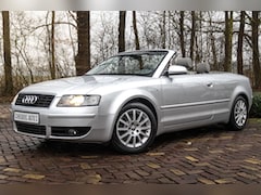 Audi A4 Cabriolet - 2.4 V6 Exclusive