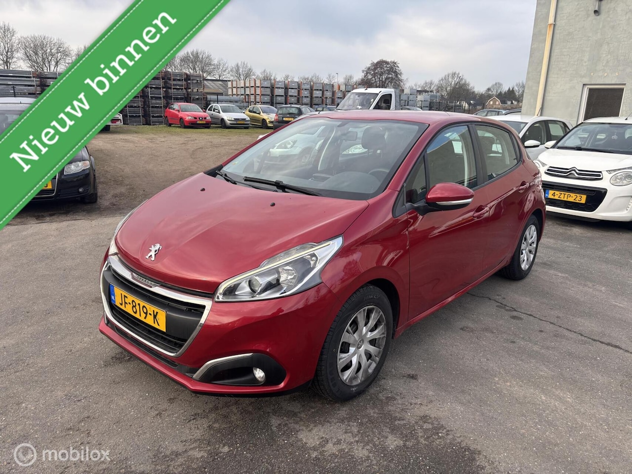 Peugeot 208 - 1.2 PureTech Active 2016 LEES TEKST!! - AutoWereld.nl