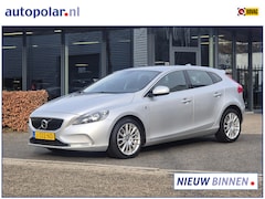 Volvo V40 - 1.5 T3 Inscription Leder/CruiseControl/Keyless etc