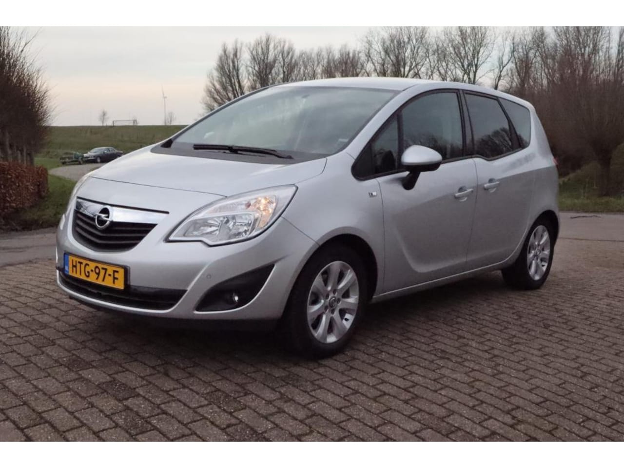 Opel Meriva - 1.4 Turbo Anniversary Edition 1.4 Turbo Anniversary Edition - AutoWereld.nl