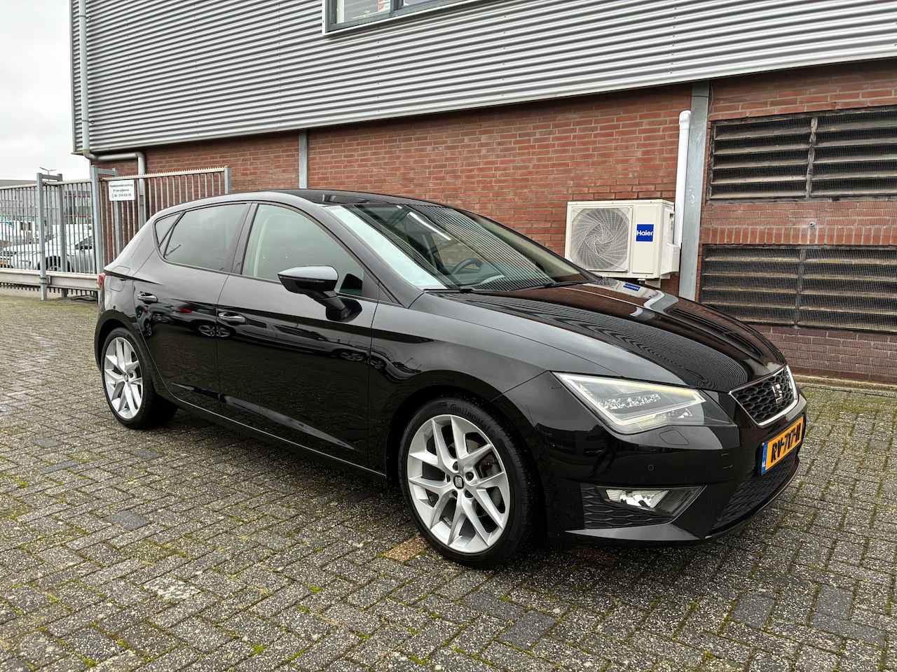 SEAT Leon - 1.4 TSI ACT FR Dynamic - AutoWereld.nl