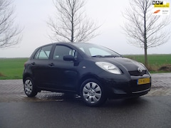 Toyota Yaris - 1.3 VVTi Comfort / Airco / Hoge zit / 6 versnellingsbak