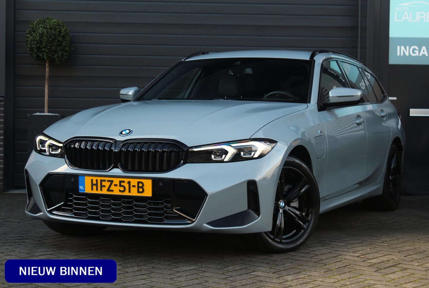 BMW 3-serie Touring - 330e M-sport | Trekhaak | Carplay | Stoelverwarming - AutoWereld.nl