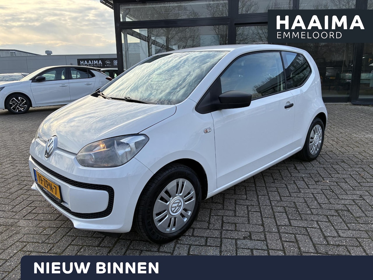 Volkswagen Up! - 1.0 take up! BlueMotion Stuurbekrachtiging | ABS | Airbags | Radio/CD Mp3 | Nieuwe APK !!! - AutoWereld.nl