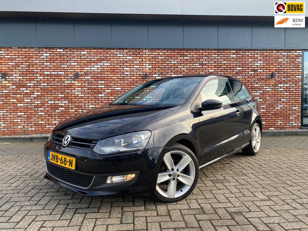 Volkswagen Polo - 1.2 TSI Highline 105pk 6bak 111000km Dealer Onderhouden! - AutoWereld.nl