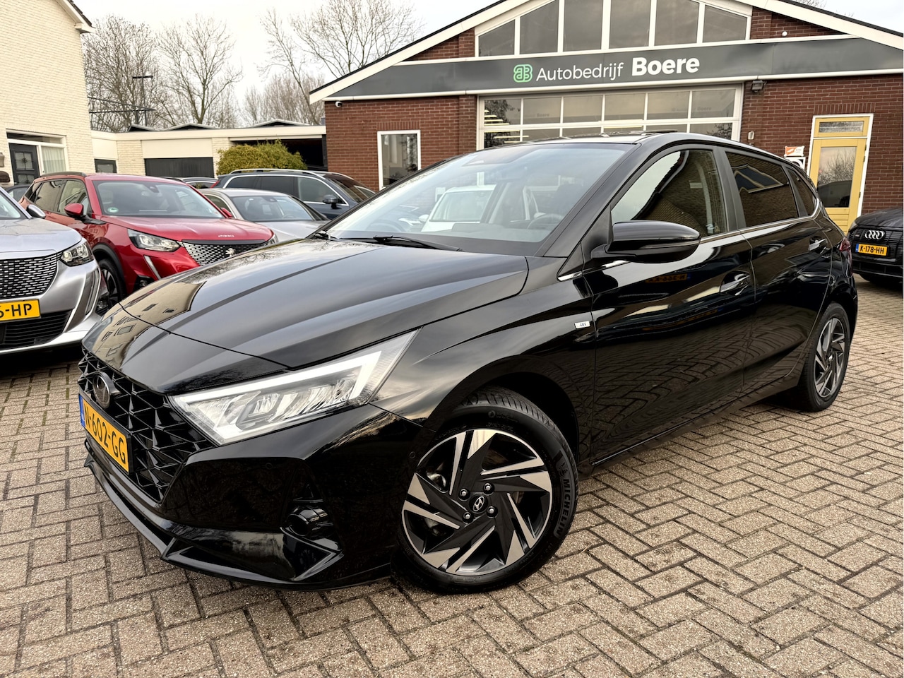 Hyundai i20 - 1.0 T-GDI Premium Sky Schuif-Kanteldak, Camera, Carplay - AutoWereld.nl