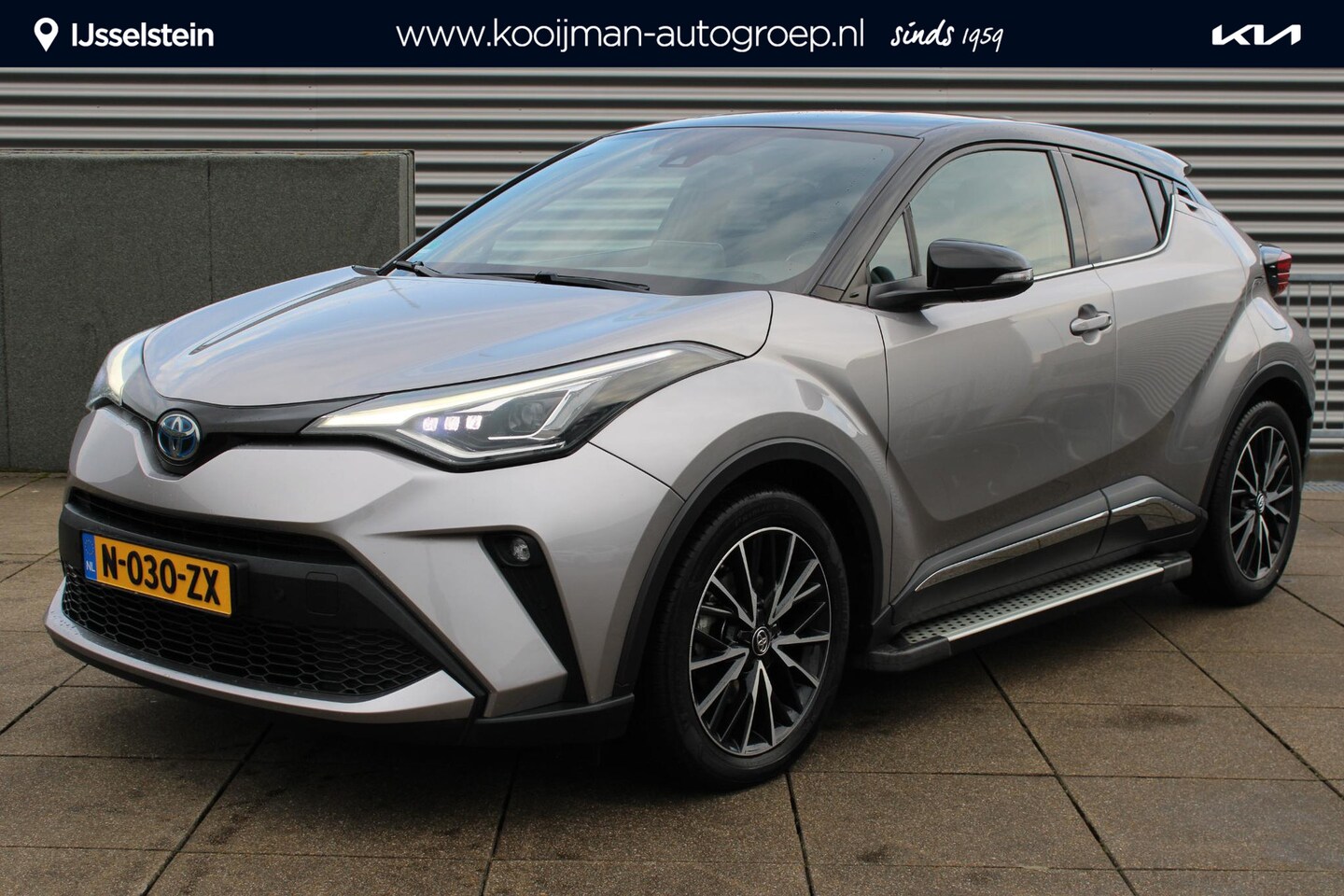 Toyota C-HR - 2.0 Hybrid Launch Edition Leder / Carplay / Stoel Verwarming - AutoWereld.nl