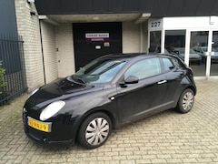Alfa Romeo MiTo - 1.3 JTDm ECO Essential / NAVI / AIRCO / APK NOV 2026